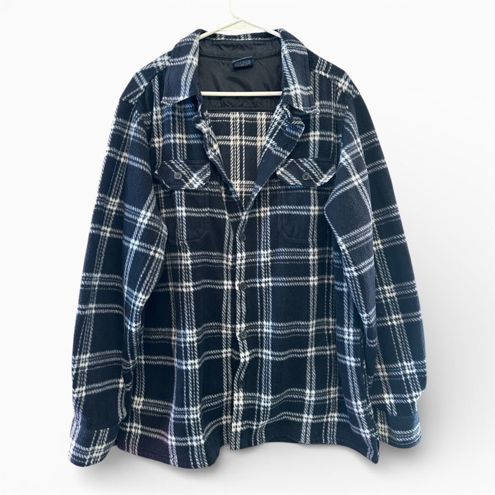 Highland Outfitters Plaid Shirt Jacket - Black, Blue and White Size Large